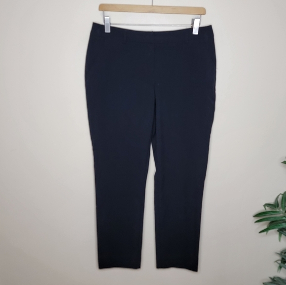 Apt. 9 | Classic Black Slim Straight Leg Pants Size 8 - Picture 1 of 4